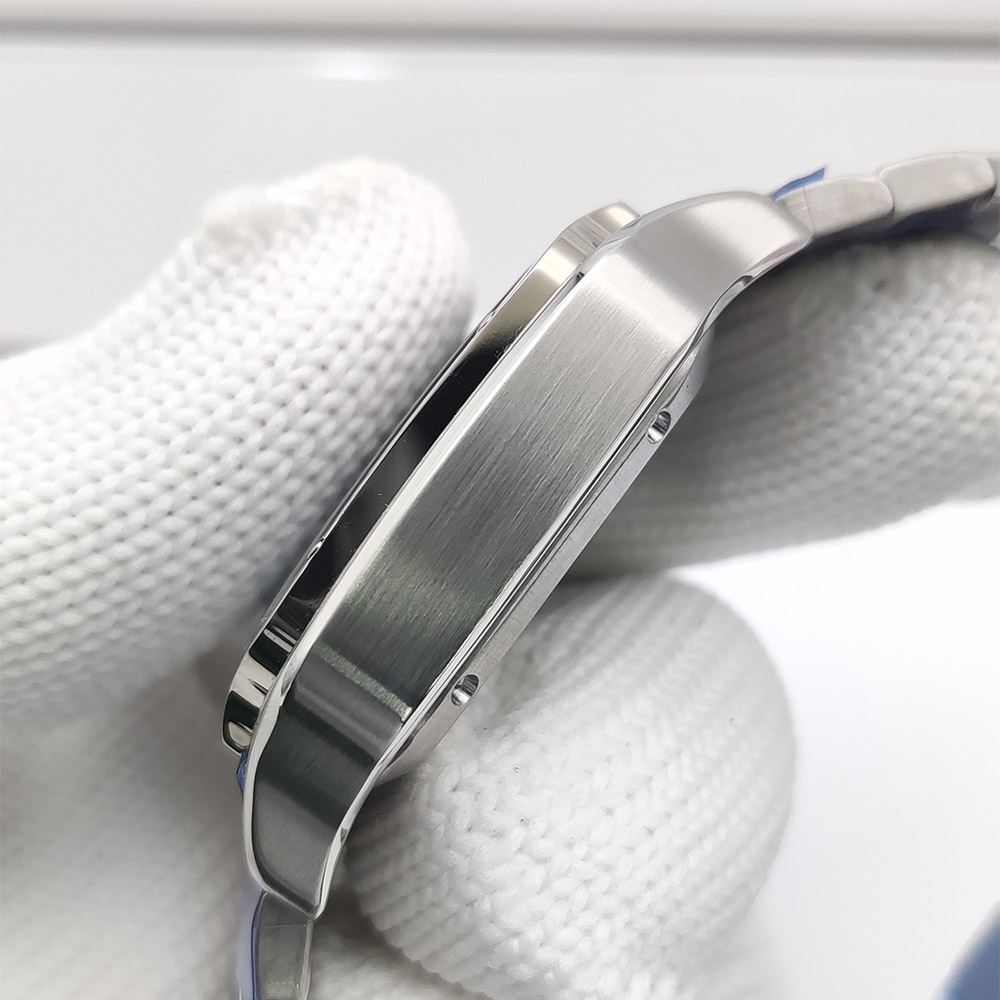 ساعات رجالية بعلبة مربعة، ساعة - مراجعة Cartier Watch Santos وسعره