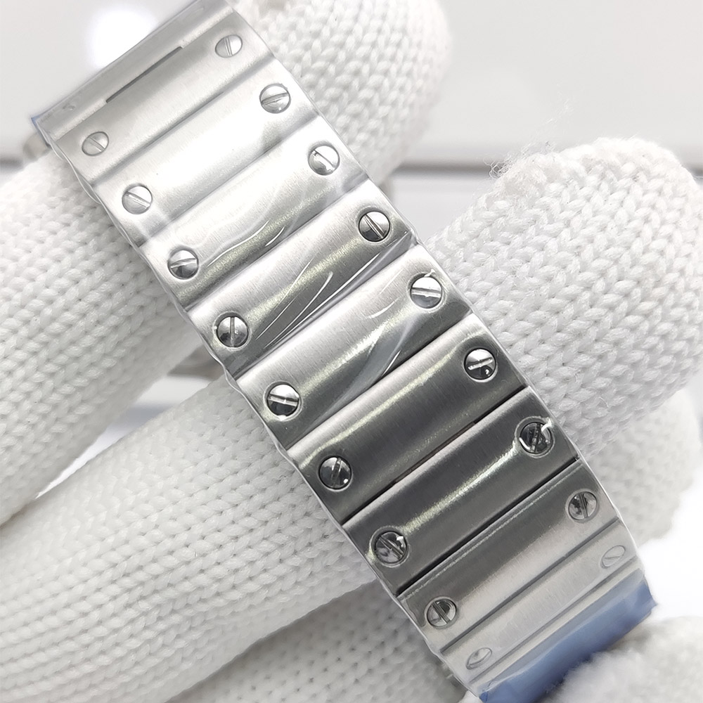 ساعات رجالية بعلبة مربعة، ساعة - مراجعة Cartier Watch Santos وسعره