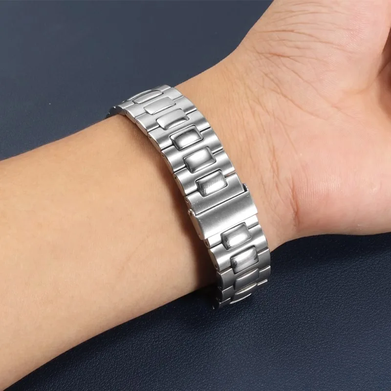 إكسسوارات ساعات لساعة باتيك في - مراجعة Patek Philippe Watch Nautilus وسعره